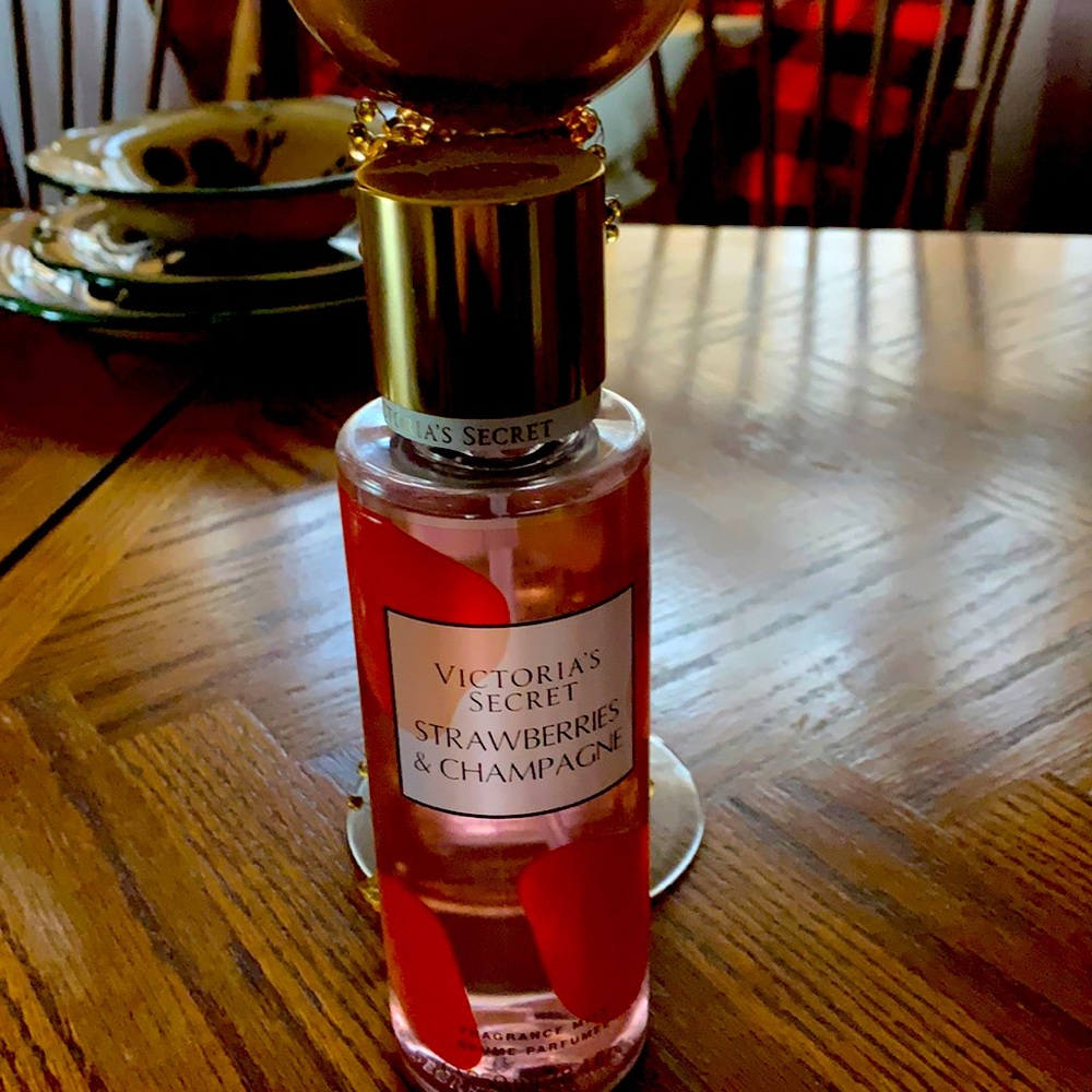 Victoria Secret spray